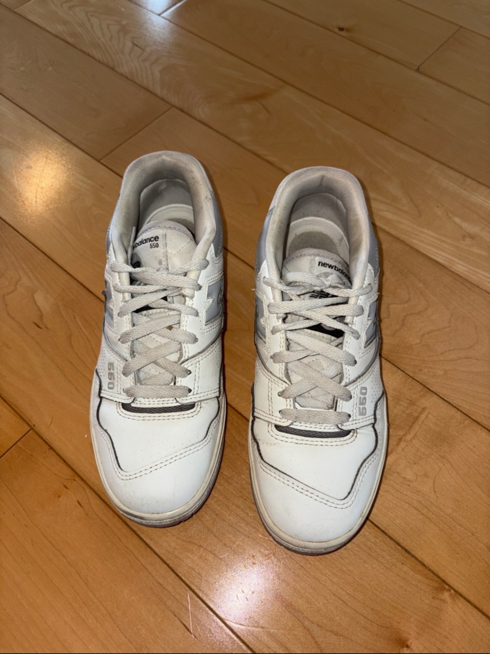 New Balance 550 White and Light Gray Low-Top Sneakers - Picture 2 of 8